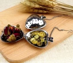 Merkloos RVS Thee Ei Hartje | Theefilter Mannetje | Losse Theezeef | Kruidenhart | Zeef | Tang | Infuser | Thee Ei | RVS | 1 Stuks -Koffie en Thee Verkoop 1200x1023