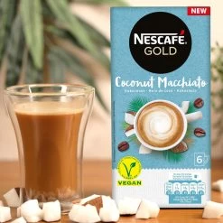Nescafé Gold Coconut Macchiato Oploskoffie - 6 Doosjes à 6 Zakjes -Koffie en Thee Verkoop 1200x1200 207