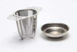 Merkloos ARELO Theezeef Met Uitlekschaaltje - RVS - 2 Stuks -Koffie en Thee Verkoop 1200x814