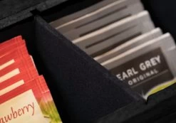 CasaLupo Theedoos Zwart 6-vaks - Met Fluweel - 43 X 9 Cm -Koffie en Thee Verkoop 1200x840 2