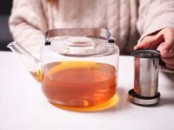 Viva Scandinavia Bjorn Theepot - Glas - Met Filter - 1,2 L - Transparant 18 Viva Scandinavia Bjorn Theepot - Glas - Met Filter - 1,2 L - Transparant -Koffie en Thee Verkoop 1200x900 23