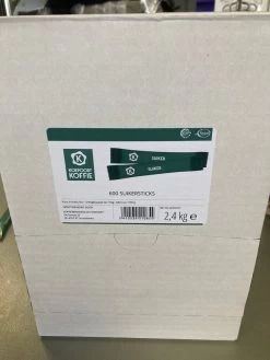 Suikersticks / Suikerzakjes Professional 600 St. A 4 Gram - Koepoort Koffie 7 Suikersticks / Suikerzakjes Professional 600 St. A 4 Gram - Koepoort Koffie -Koffie en Thee Verkoop 900x1200 3
